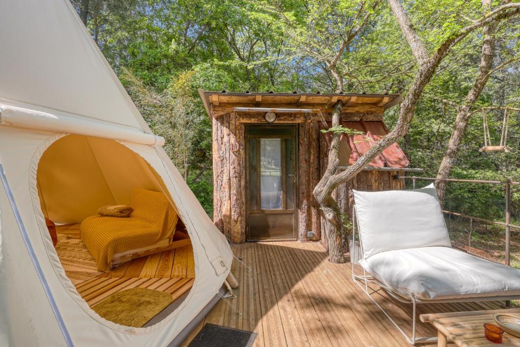 Zahrada ubytování Tipi à Roussillon