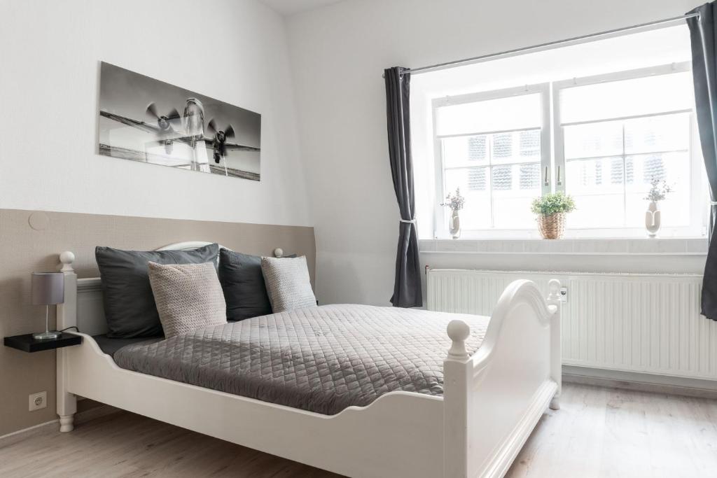 Khu vực ghế ngồi tại SchaeBu! Apartment 4 Zentral Am Altmarkt