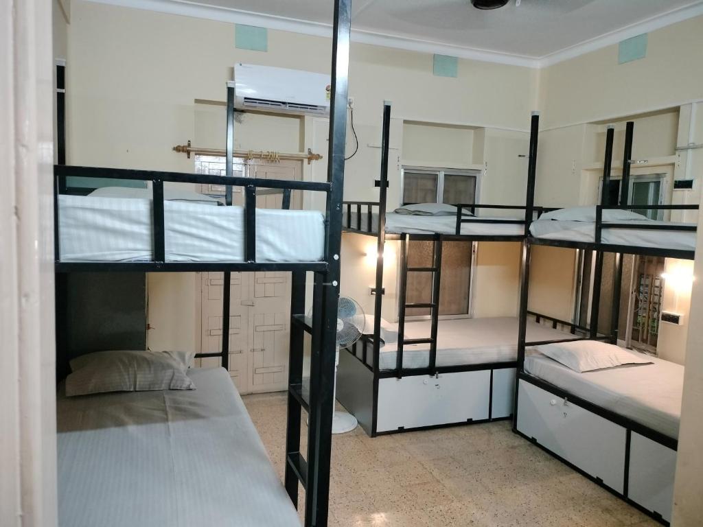 Postel nebo postele na pokoji v ubytování Bubble Beds