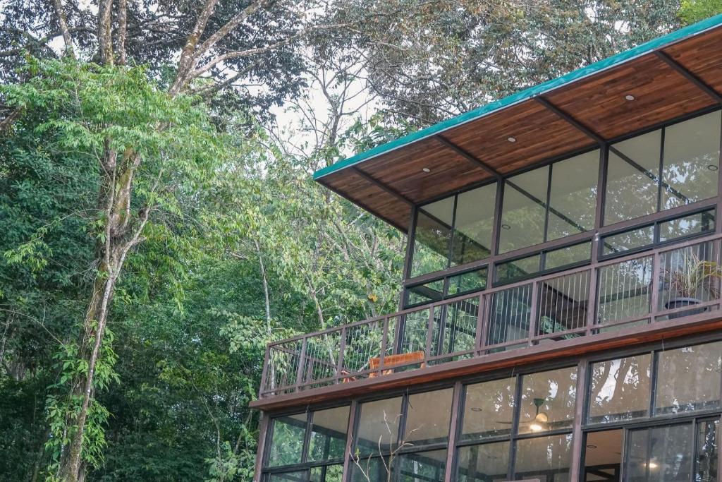 Balkón nebo terasa v ubytování Maze Lodge