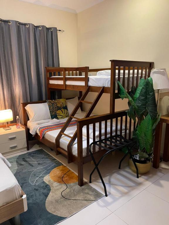 Postel nebo postele na pokoji v ubytování luxurious miracle home