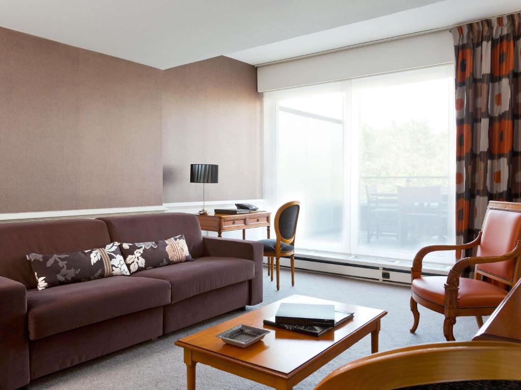 Posezení v ubytování Sofitel Strasbourg Grande Ile