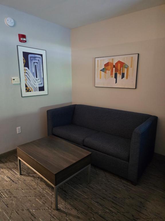 Holiday Inn Express & Suites - Smithfield/Selma by IHG - Error