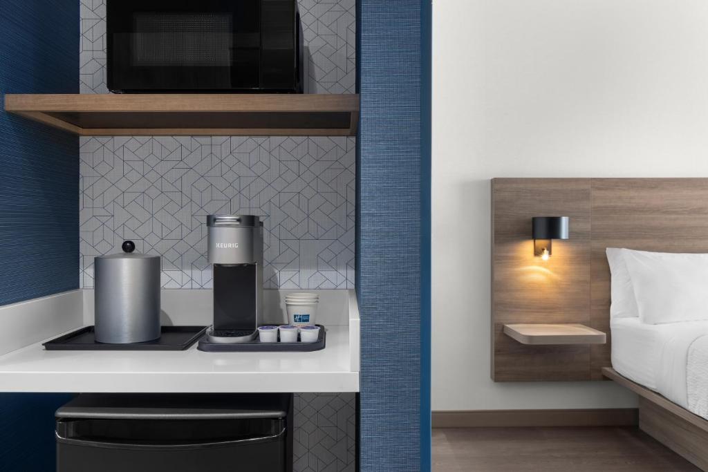 Holiday Inn Express Montreal Airport - St-Laurent by IHG - Resim 7