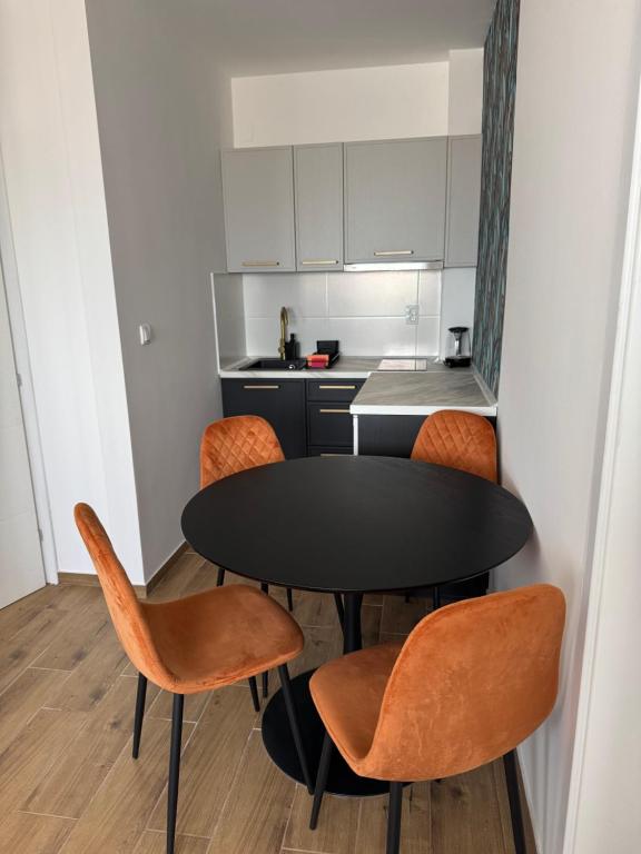 Kuchyň nebo kuchyňský kout v ubytování Moms house 2