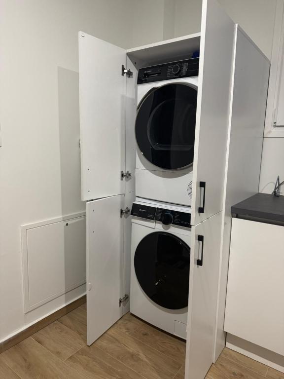 Pistacchio by SnappyB - 19