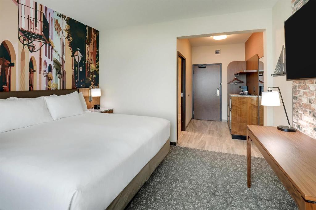 Drury Plaza Hotel North Charleston photo