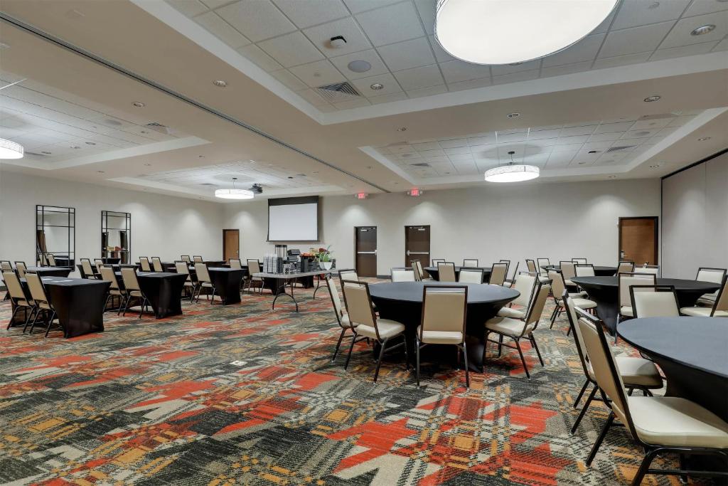 Drury Plaza Hotel North Charleston photo