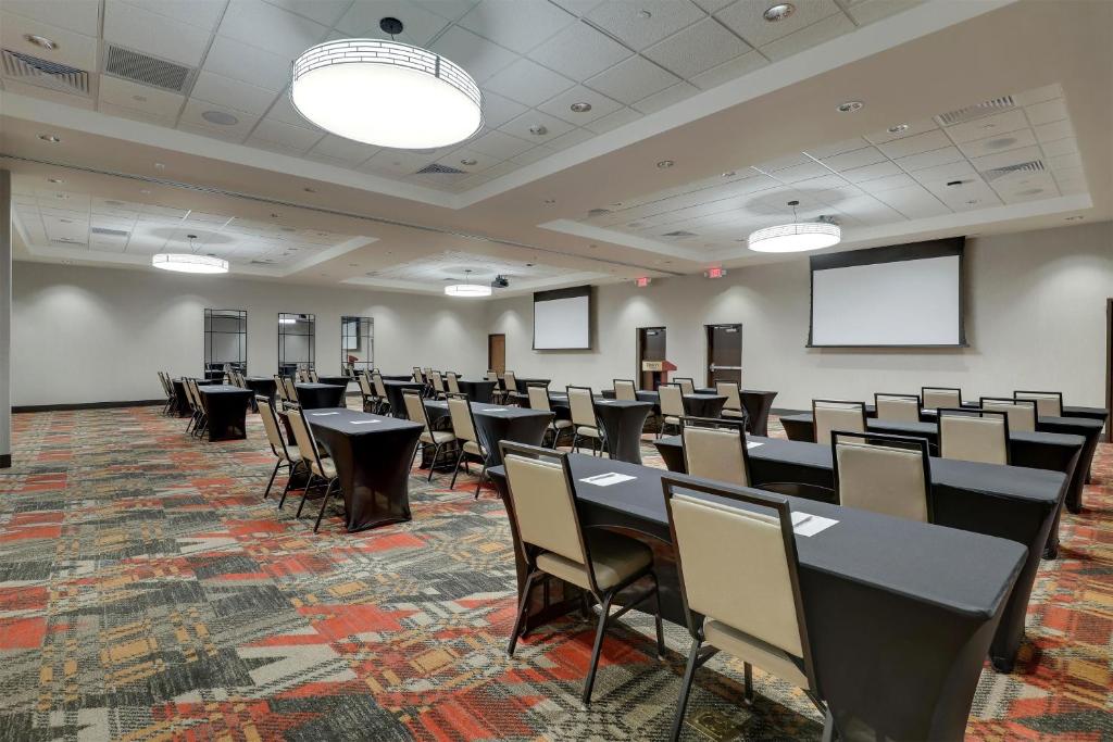 Drury Plaza Hotel North Charleston photo