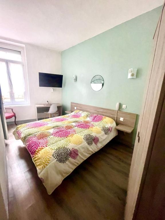 
Double Room with Shower
