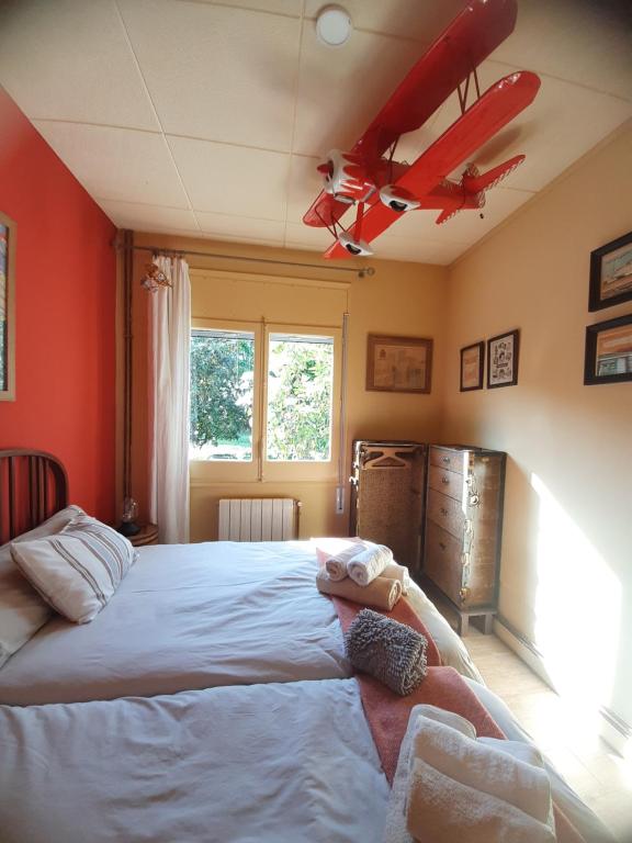 Posteľ alebo postele v izbe v ubytovaní Apartamento con encanto Can Brugada