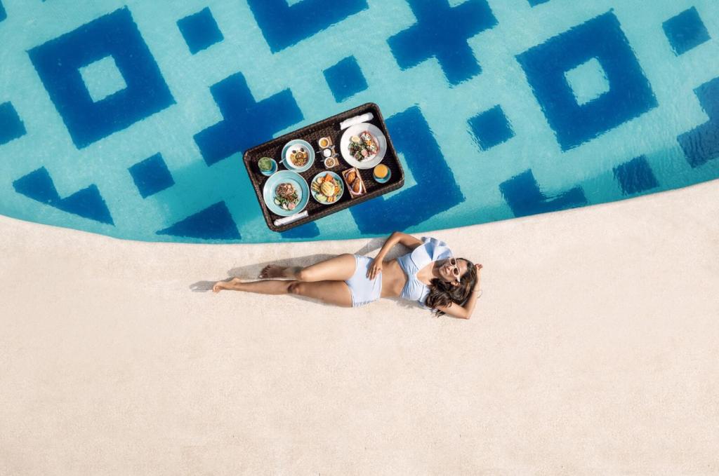 Mar del Cabo By Velas Resorts Adults Only