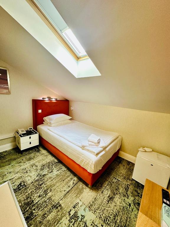 Villa & Restaurant Levoslav House - Resim 24