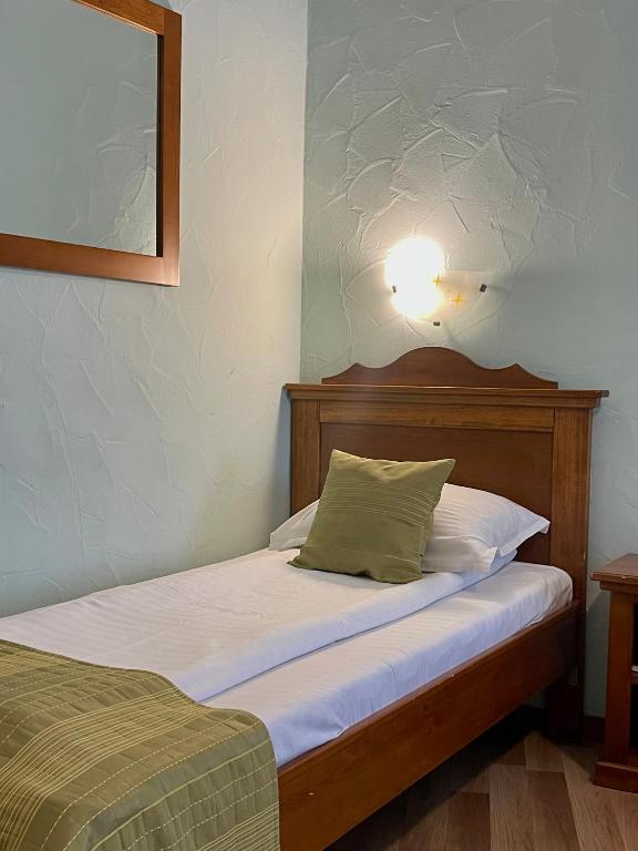 Postel nebo postele na pokoji v ubytování Hotel Lucy Star