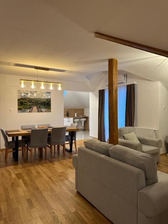 House Forest Queen - 19