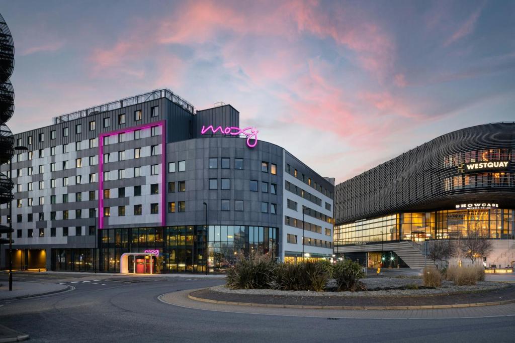 Moxy Southampton - Resim 25