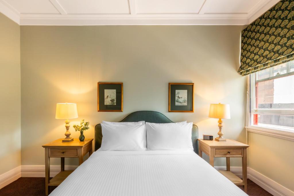 The Russell Boutique Hotel - Resim 27