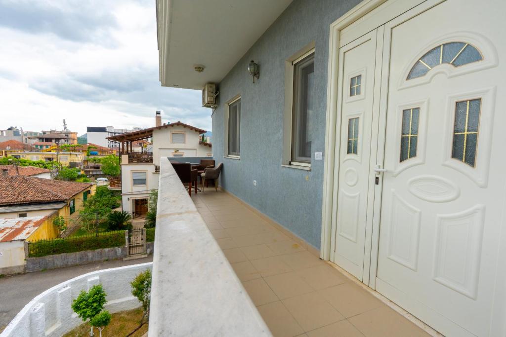 Balkón nebo terasa v ubytování Hotel Shkodra Comfort