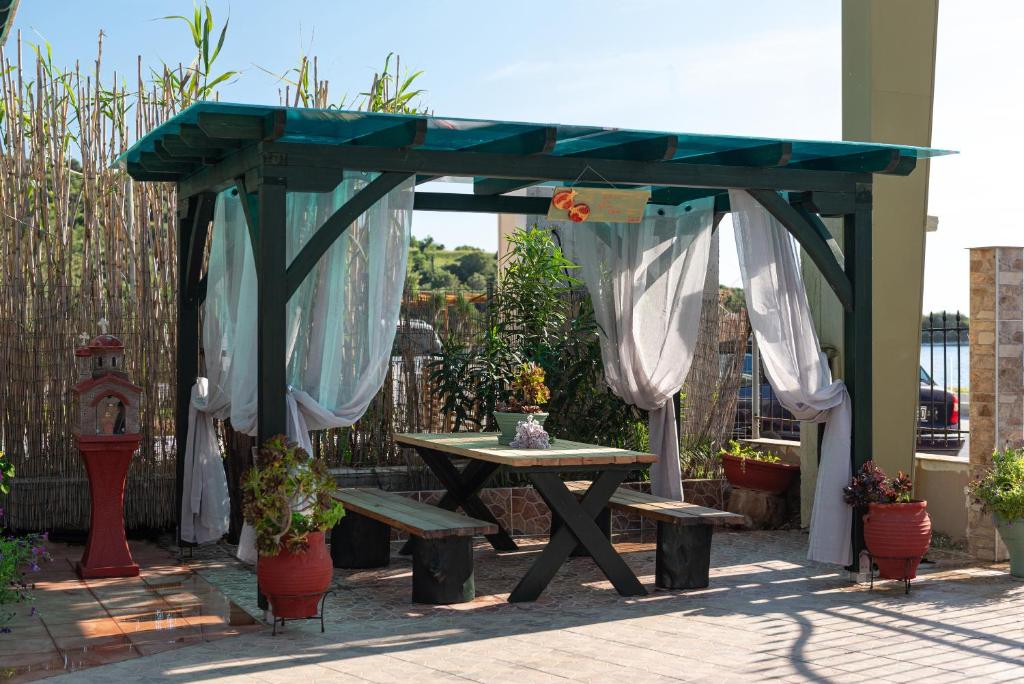 Patio nebo venkovní prostory v ubytování casamariatoroni