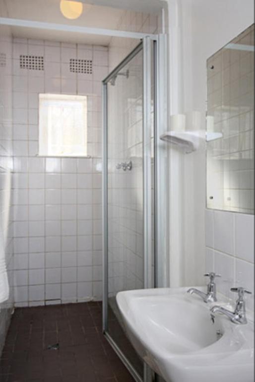 Vetho 1 Apartments OR Tambo Airport - Standard Studio
