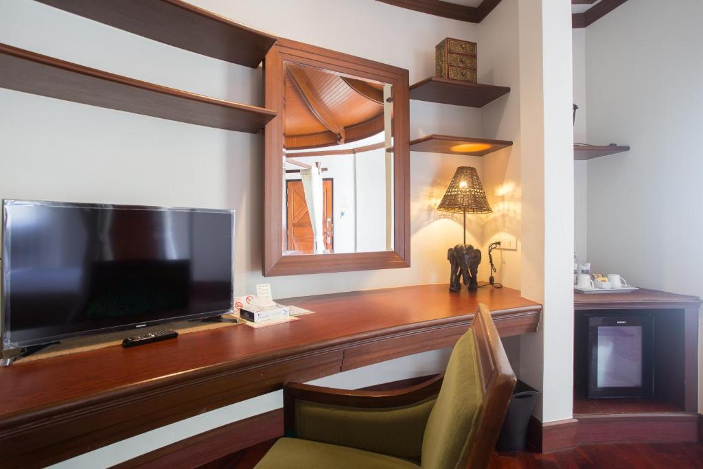 TV a/nebo společenská místnost v ubytování Golden Beach Resort