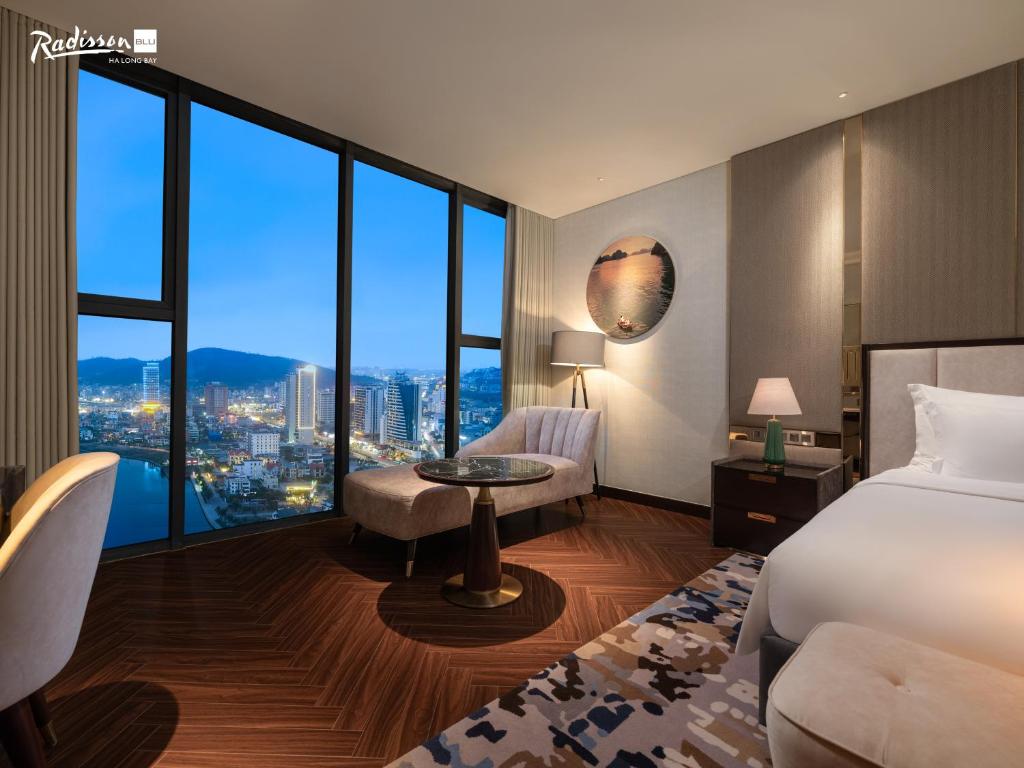 Radisson Blu Ha Long Bay - 9
