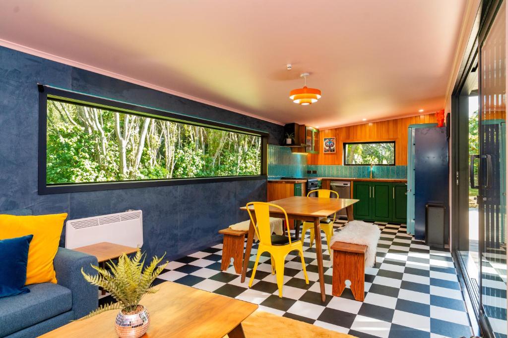 The Funky Escape at The Nest Waihi Beach - Resim 36