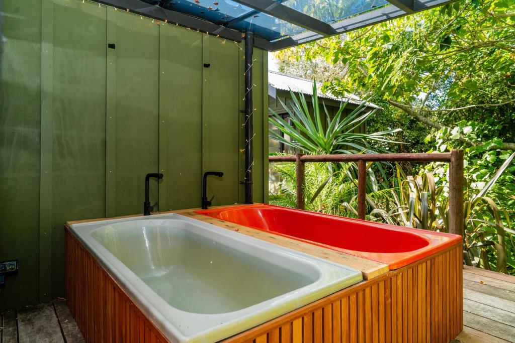 The Funky Escape at The Nest Waihi Beach - Resim 27