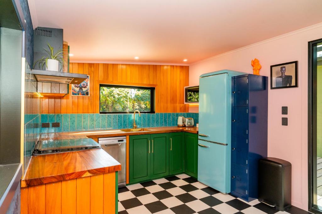 The Funky Escape at The Nest Waihi Beach - Resim 40