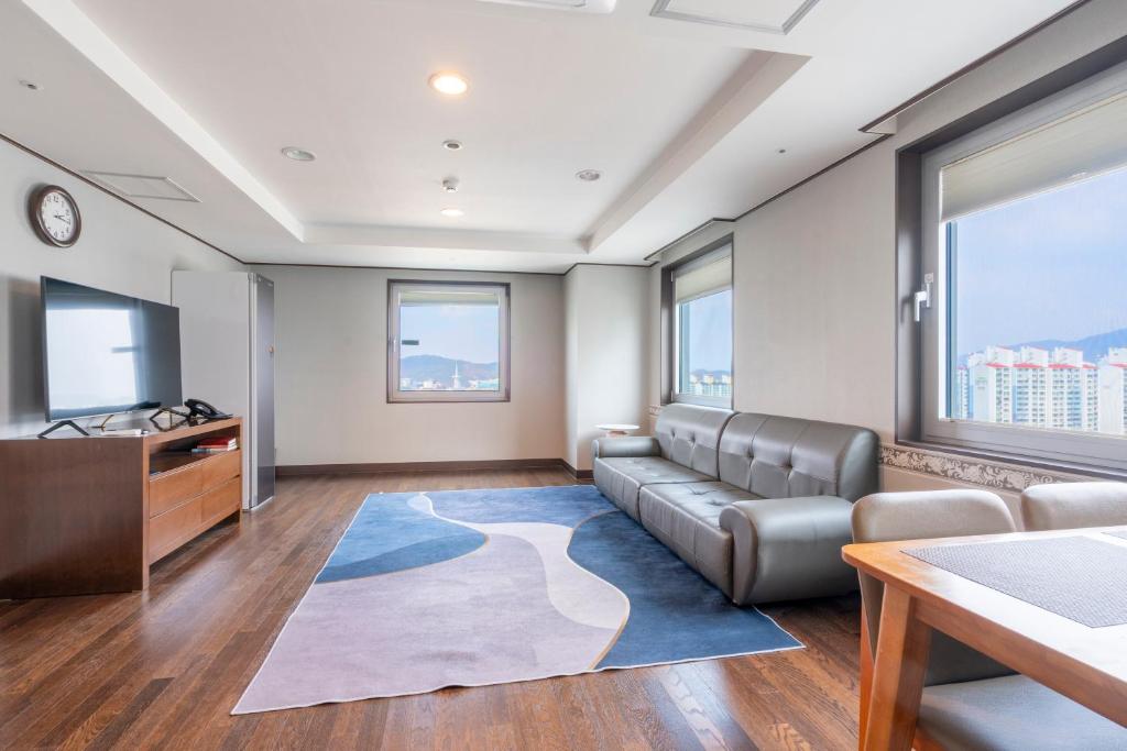 Posezení v ubytování Toyoko Inn Daejeon Government Complex