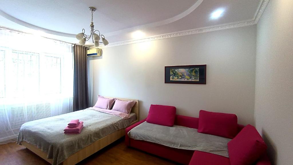 Cozy apartment near Alatau metro station در آلماتی