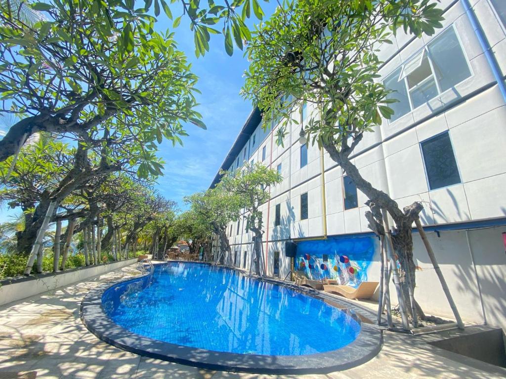 Bazén v ubytování Singaraja Hotel - CHSE Certified nebo v jeho okolí