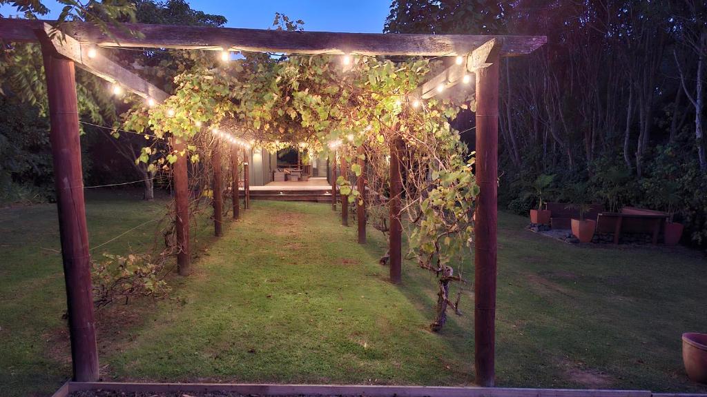 The Funky Escape at The Nest Waihi Beach - Resim 6