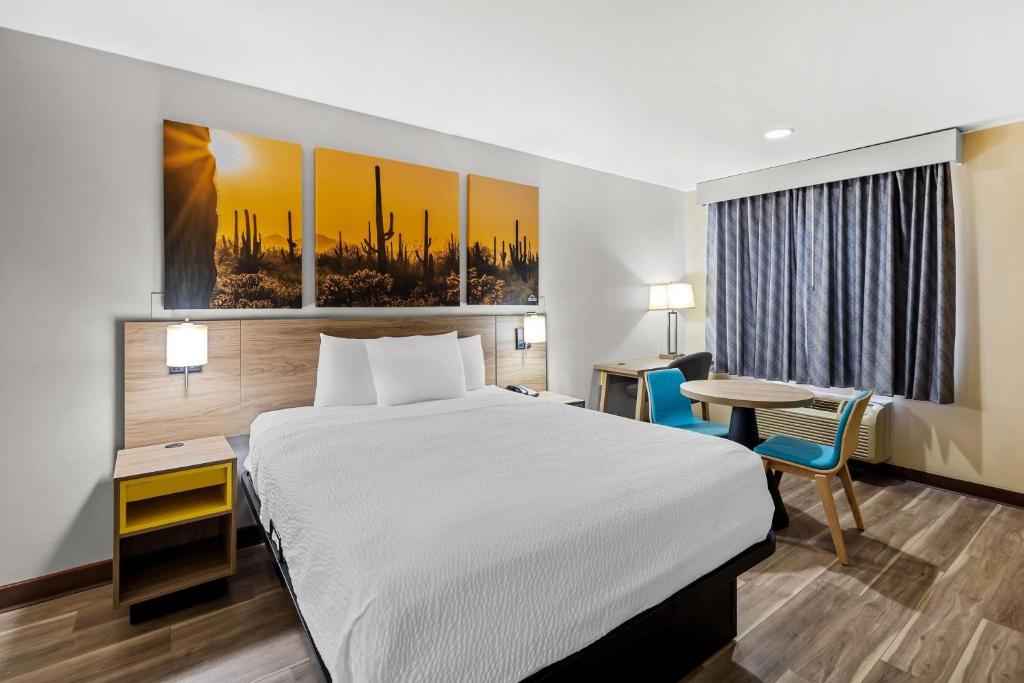 Days Inn by Wyndham Tucson Airport - Habitación Con Cama Grande - No Fumadores