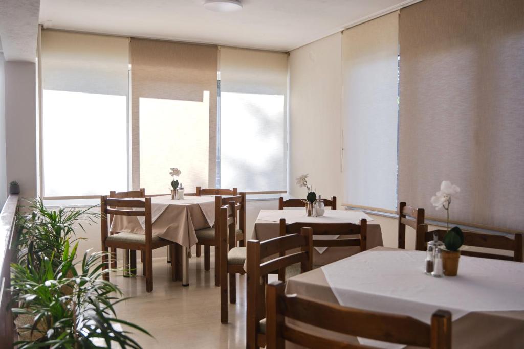 Restaurace v ubytování "Rex Πολίτη"