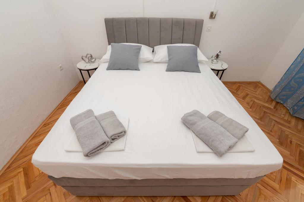 Posteľ alebo postele v izbe v ubytovaní Apartment Sofija