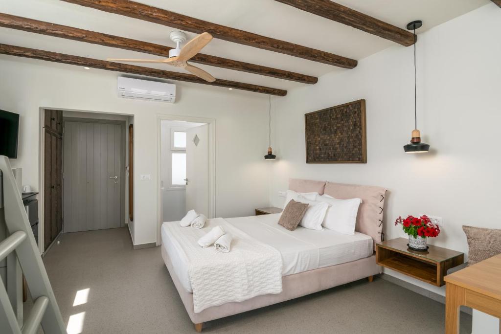 Uma cama ou camas num quarto em Hotel Rigas