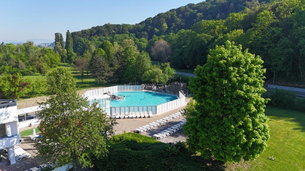 Bazén v ubytování Hotel Matija Gubec nebo v jeho okolí