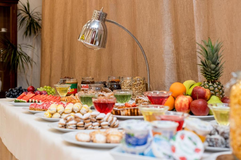 Hotel Artur - Resim 13