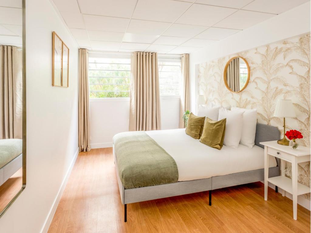 Posteľ alebo postele v izbe v ubytovaní Merveil - Family Suite - Marais - Pelee
