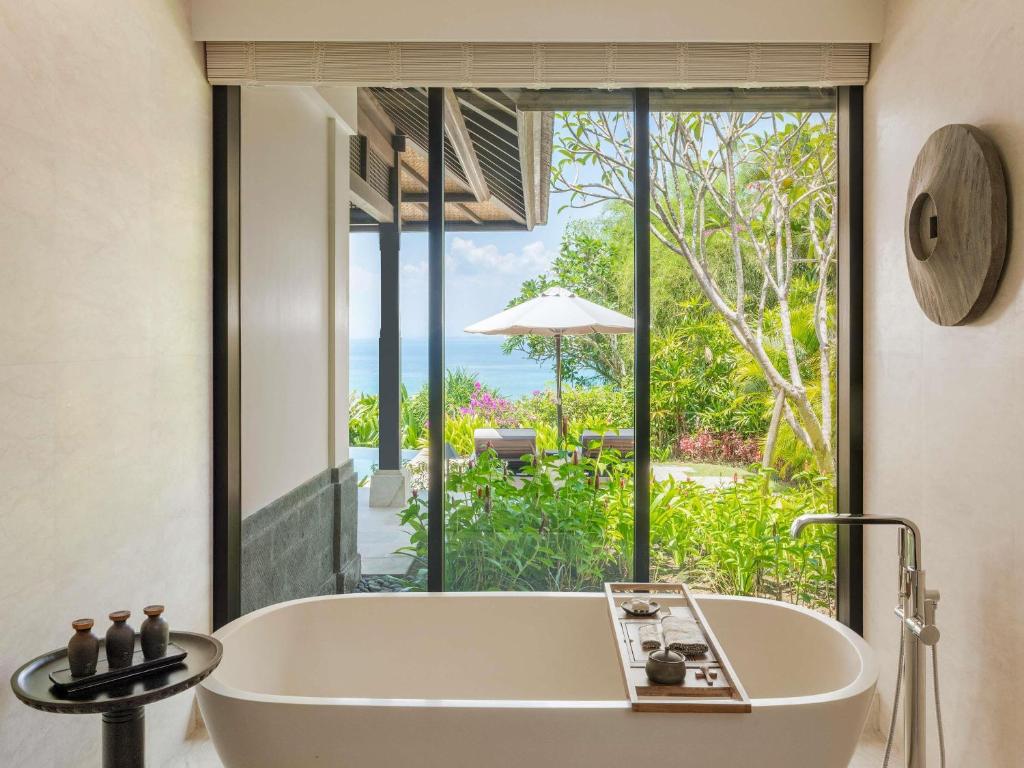 Zahrada ubytování Raffles Bali