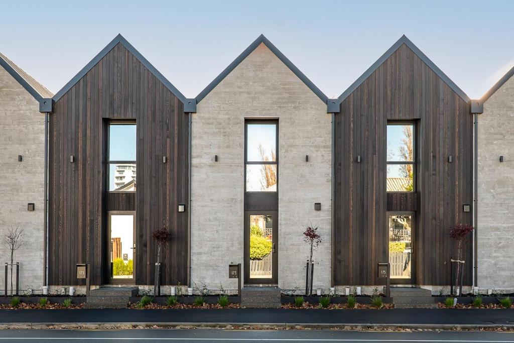 Stylish Stay Heart of the CBD - Resim 13