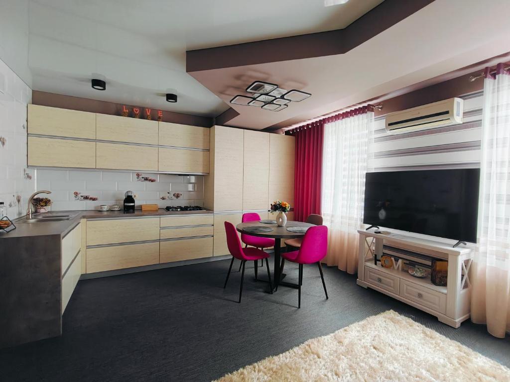 Kuchyň nebo kuchyňský kout v ubytování CosHOME - apartament
