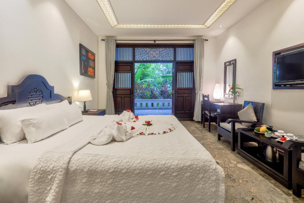 Family Garden View Connecting Room