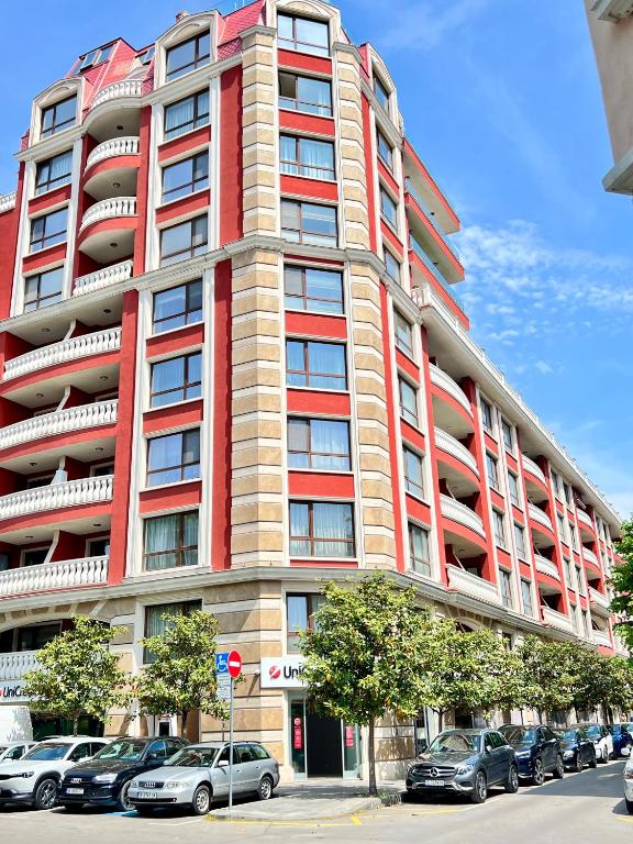 Central Gem Parking and Beach