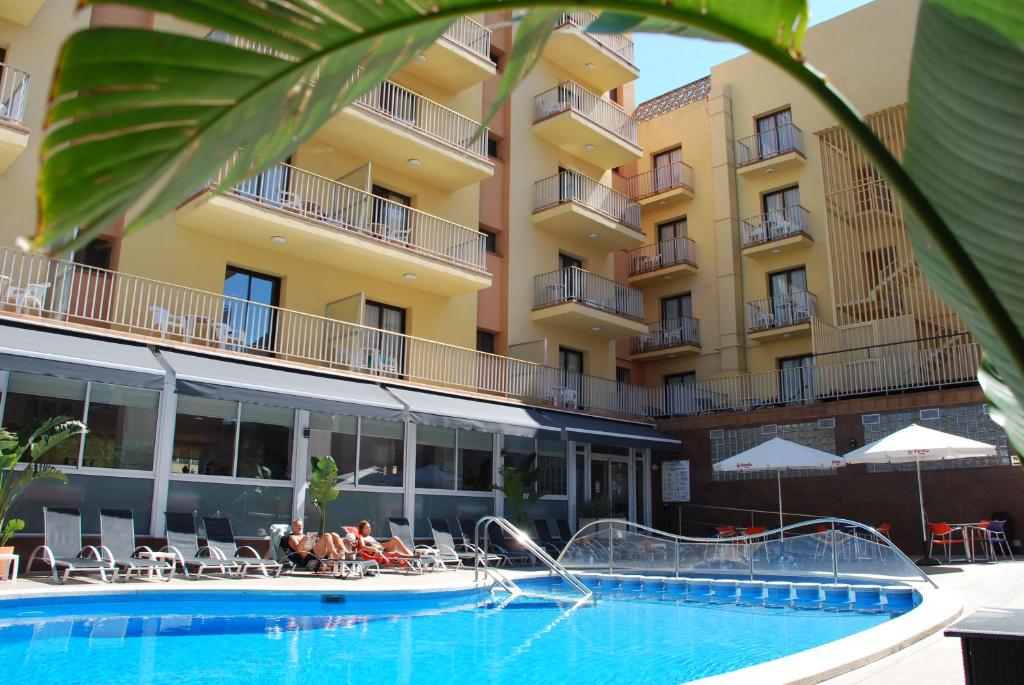 stella maris blanes hotel