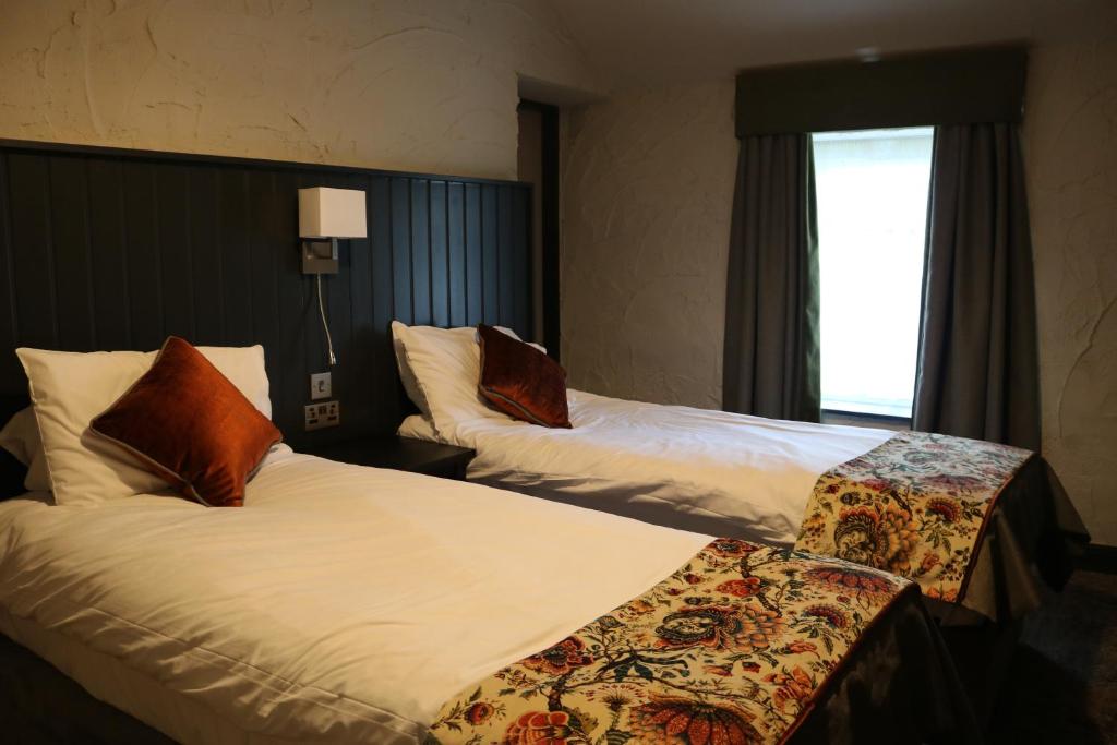 Black Dog Inn - 
