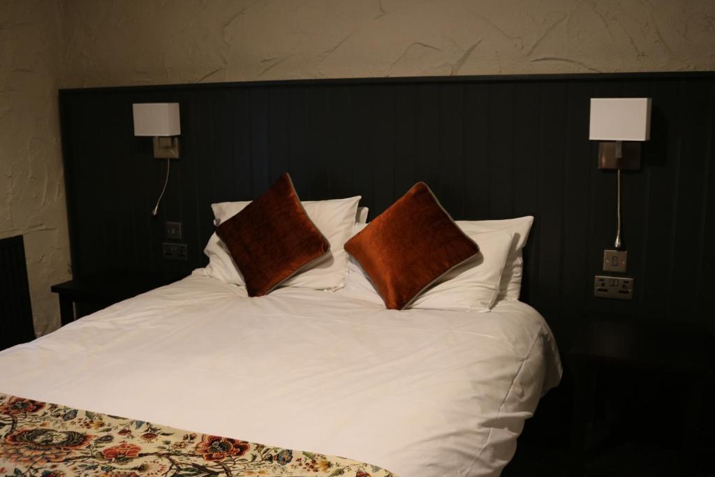 Black Dog Inn - 