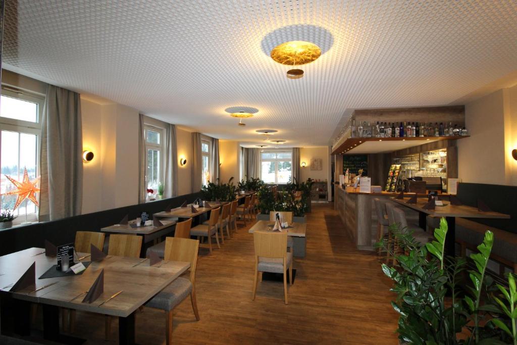 Restaurace v ubytování Hotel Schöne Aussicht