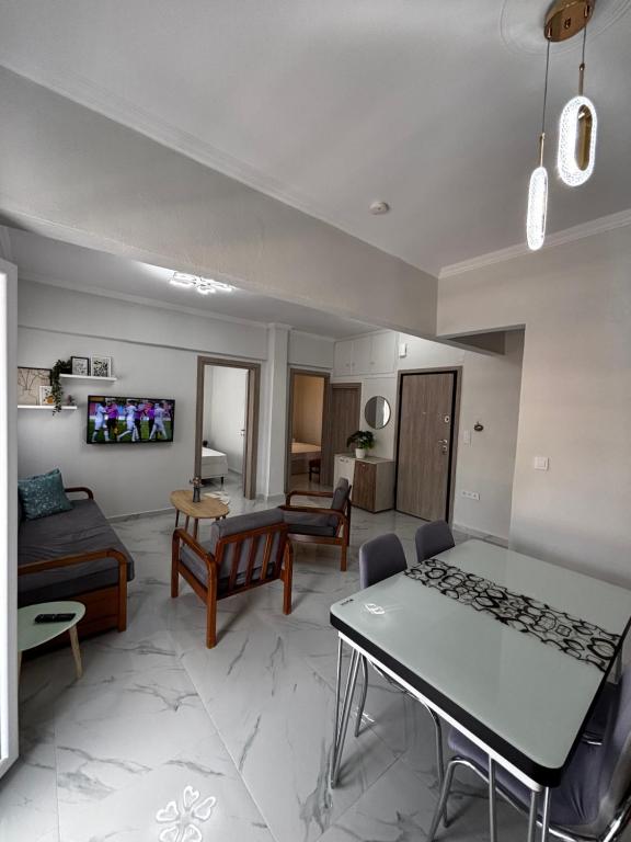 Pearl Seaview Apartment